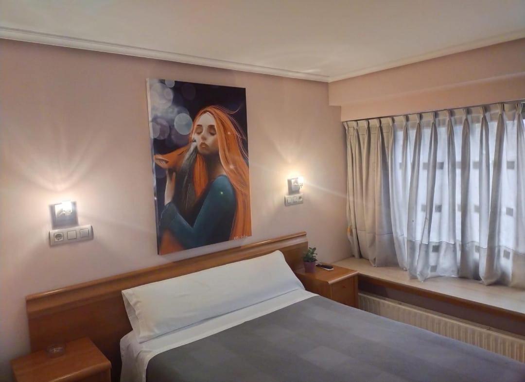 Hostal Alvarez Oviedo Ngoại thất bức ảnh